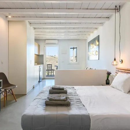 Ultramare Superior With Seaview Mykonos Town